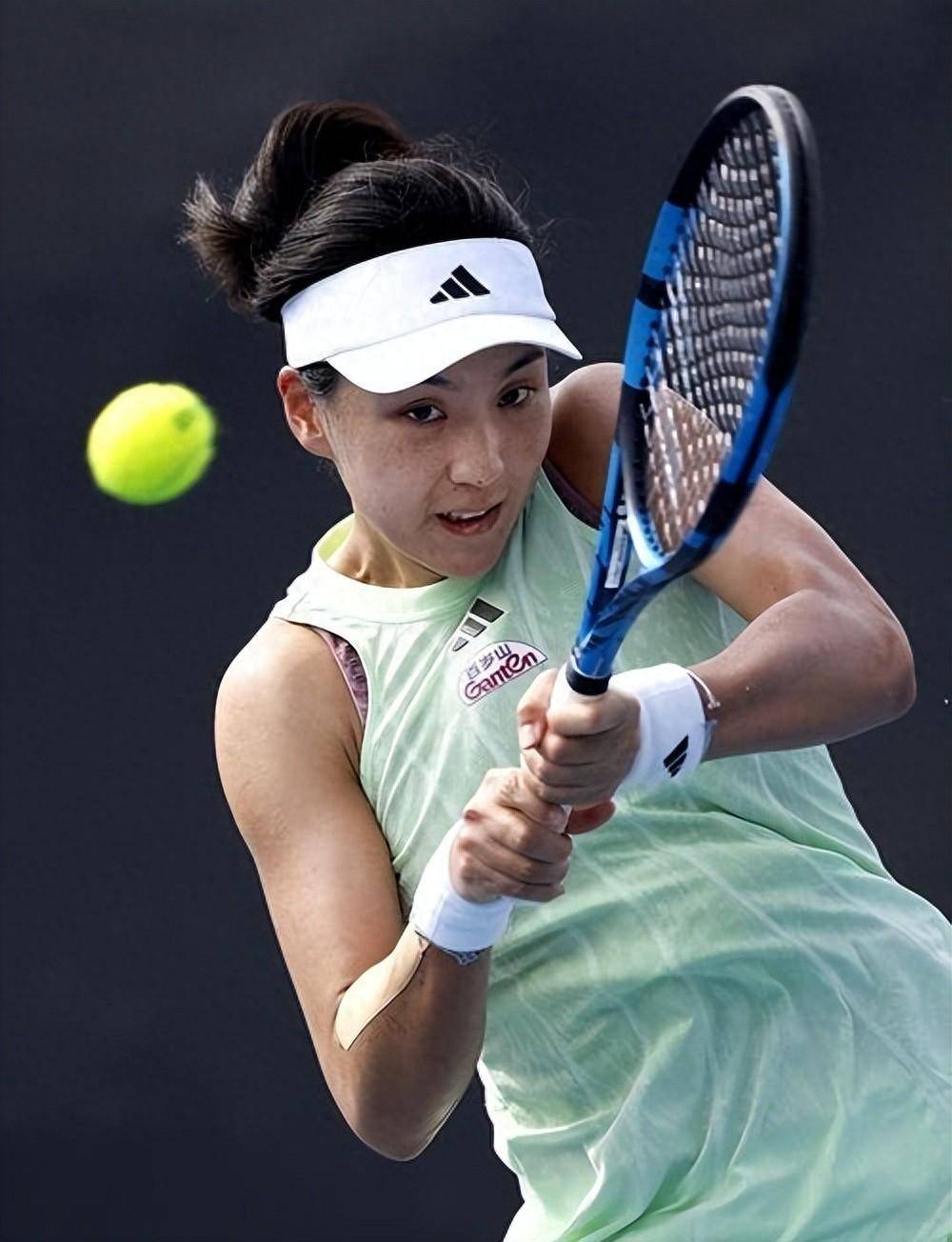 泰雷兹通过 泰雷兹通过